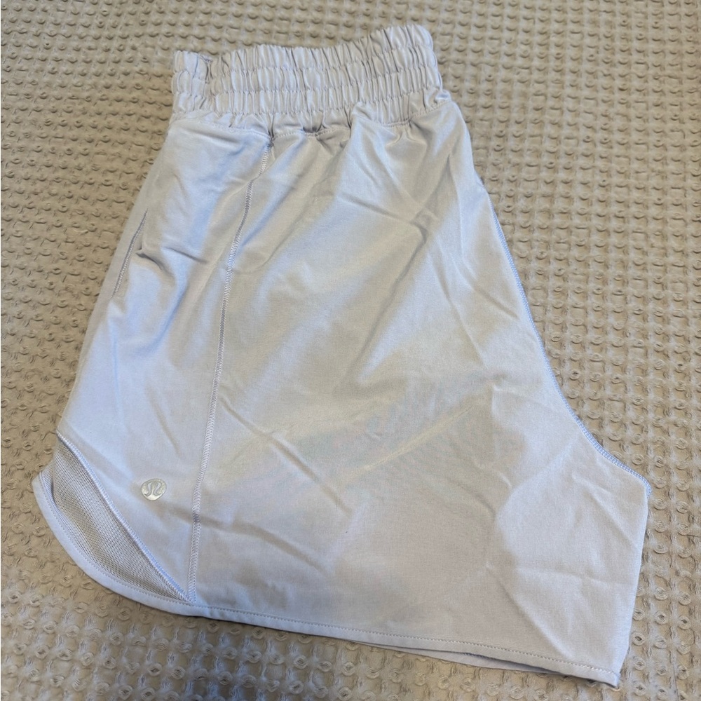 lululemon athletica light blue high rise hotty hot shorts